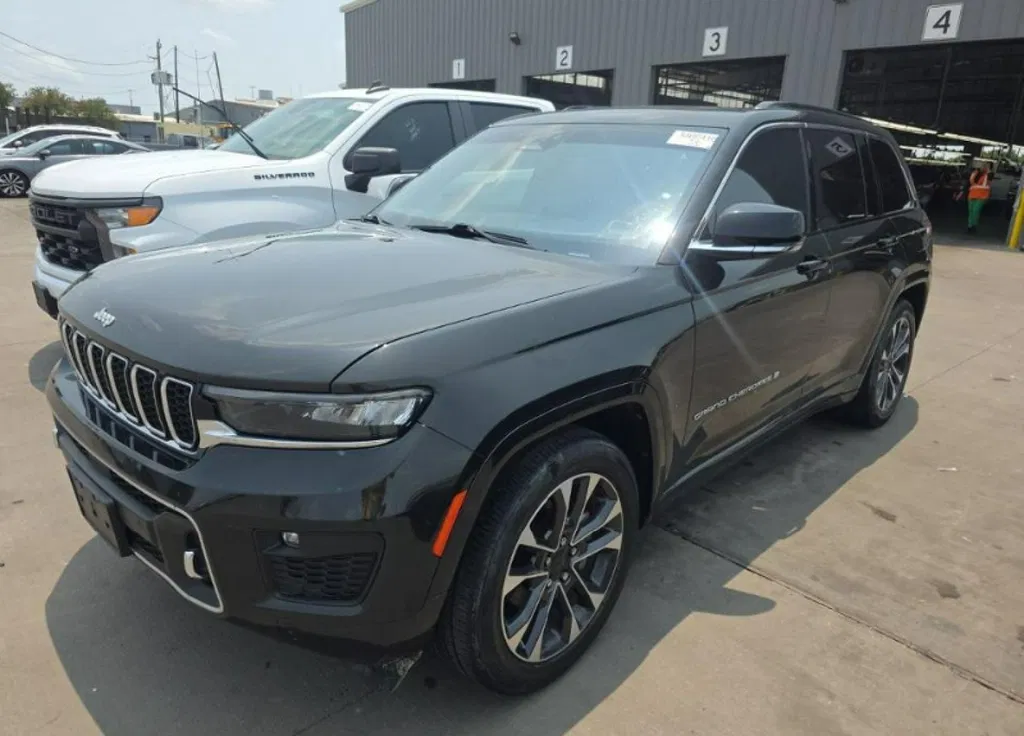 Zdjęcie: 2024 Jeep Grand Cherokee