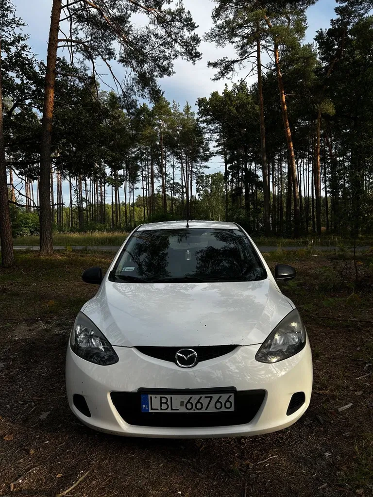 Zdjęcie: 2009 Mazda 2