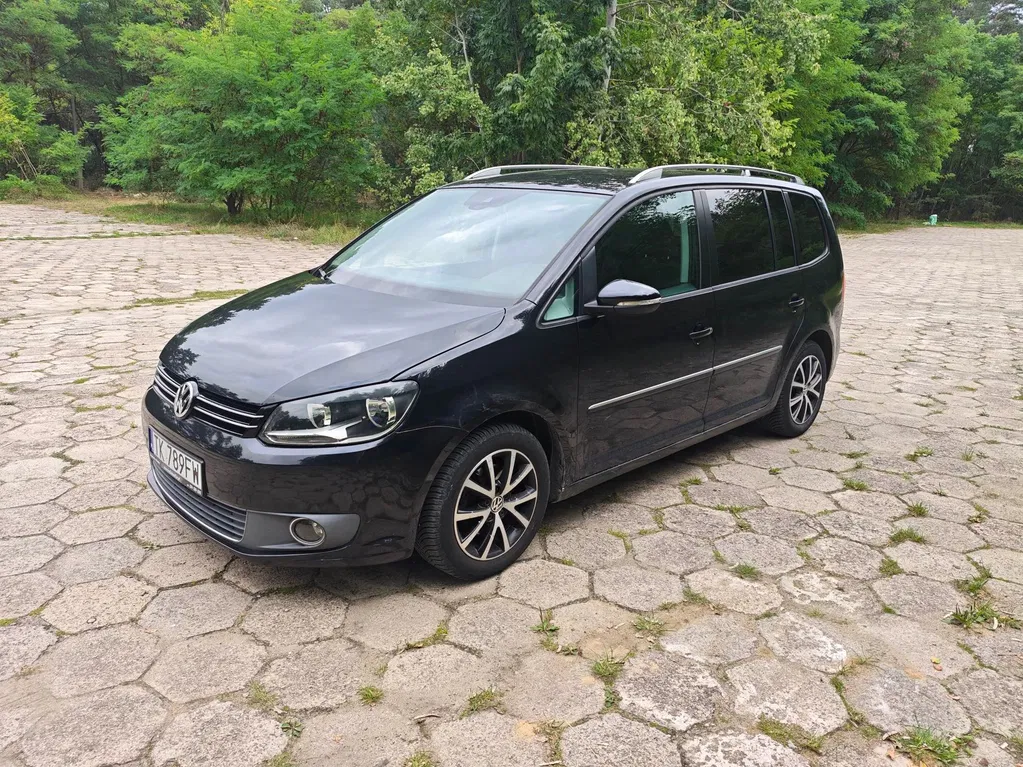 Zdjęcie: 2011 Volkswagen Touran