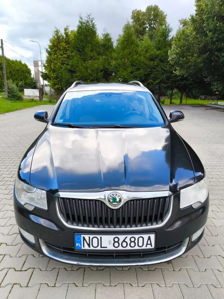 Zdjęcie: 2010 Skoda Superb