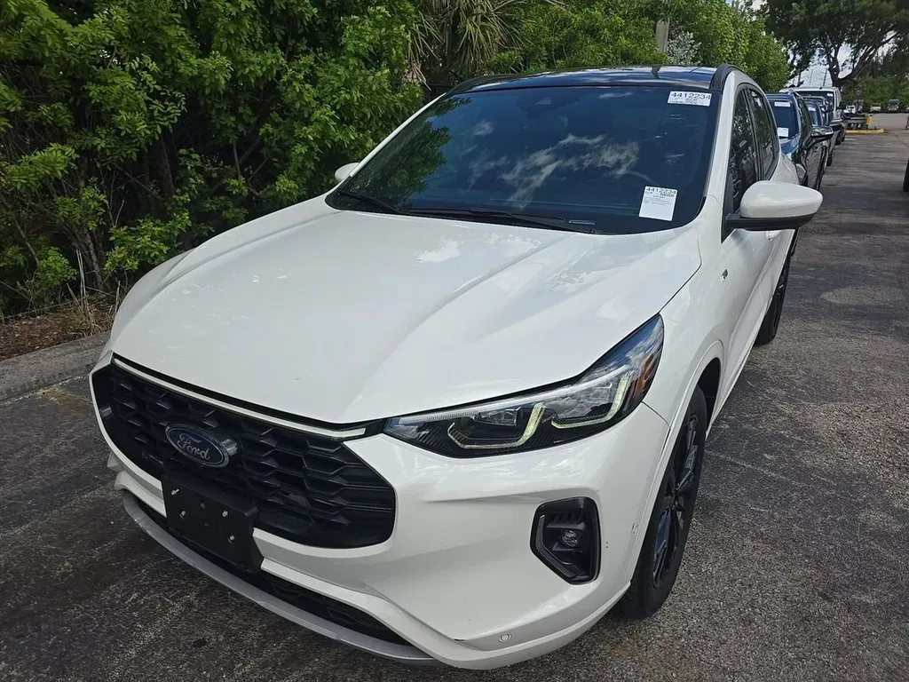 Zdjęcie: 2023 Ford Escape