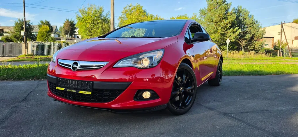 Zdjęcie: 2011 Opel Astra
