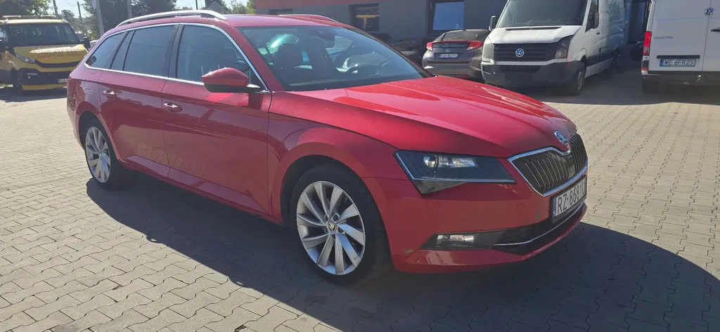 Zdjęcie: 2016 Skoda Superb