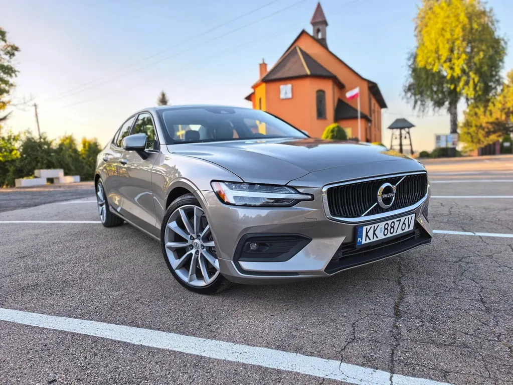 Zdjęcie: 2021 Volvo S60