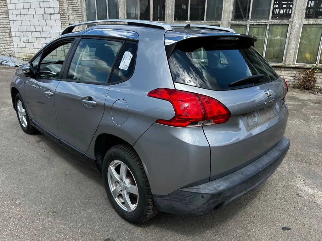 Zdjęcie: 2014 Peugeot 2008