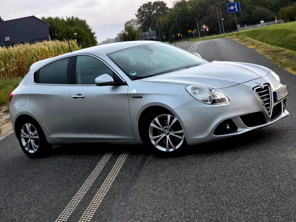 Zdjęcie: 2010 Alfa Romeo Giulietta