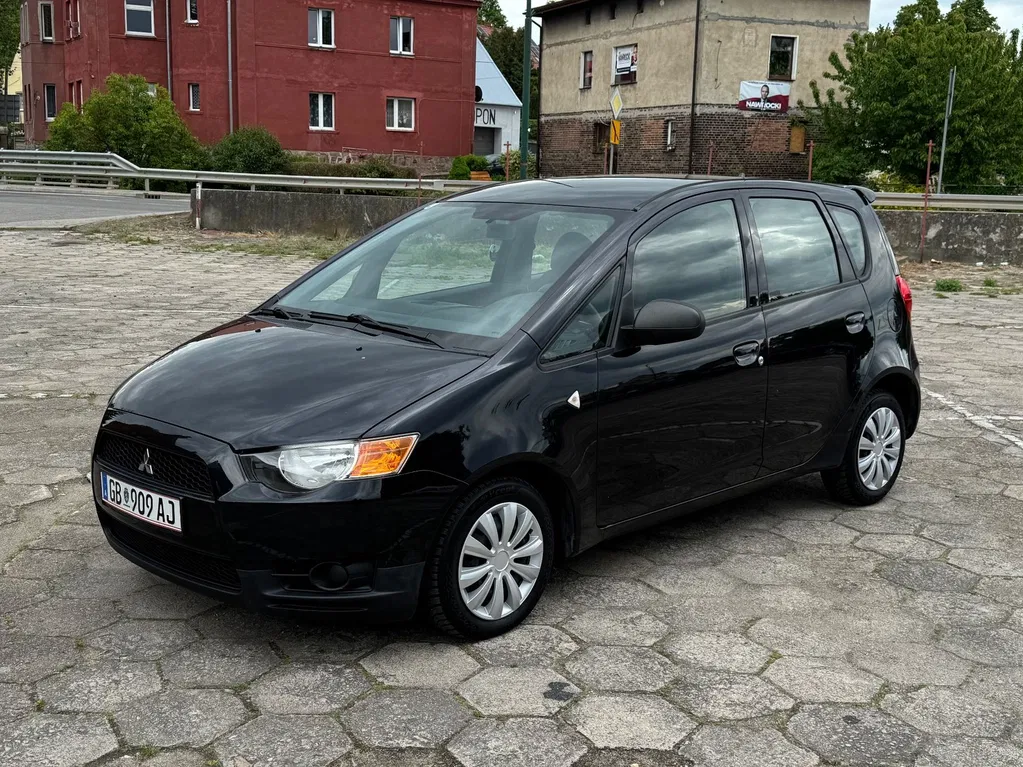 Zdjęcie: 2009 Mitsubishi Colt