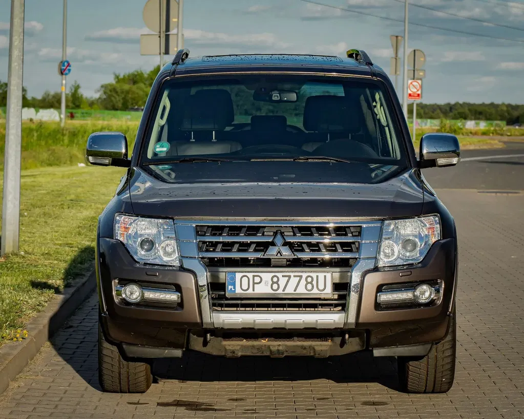 Zdjęcie: 2016 Mitsubishi Pajero