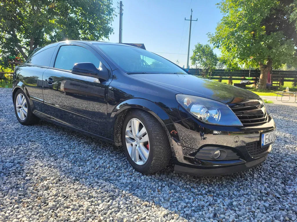 Zdjęcie: 2010 Opel Astra