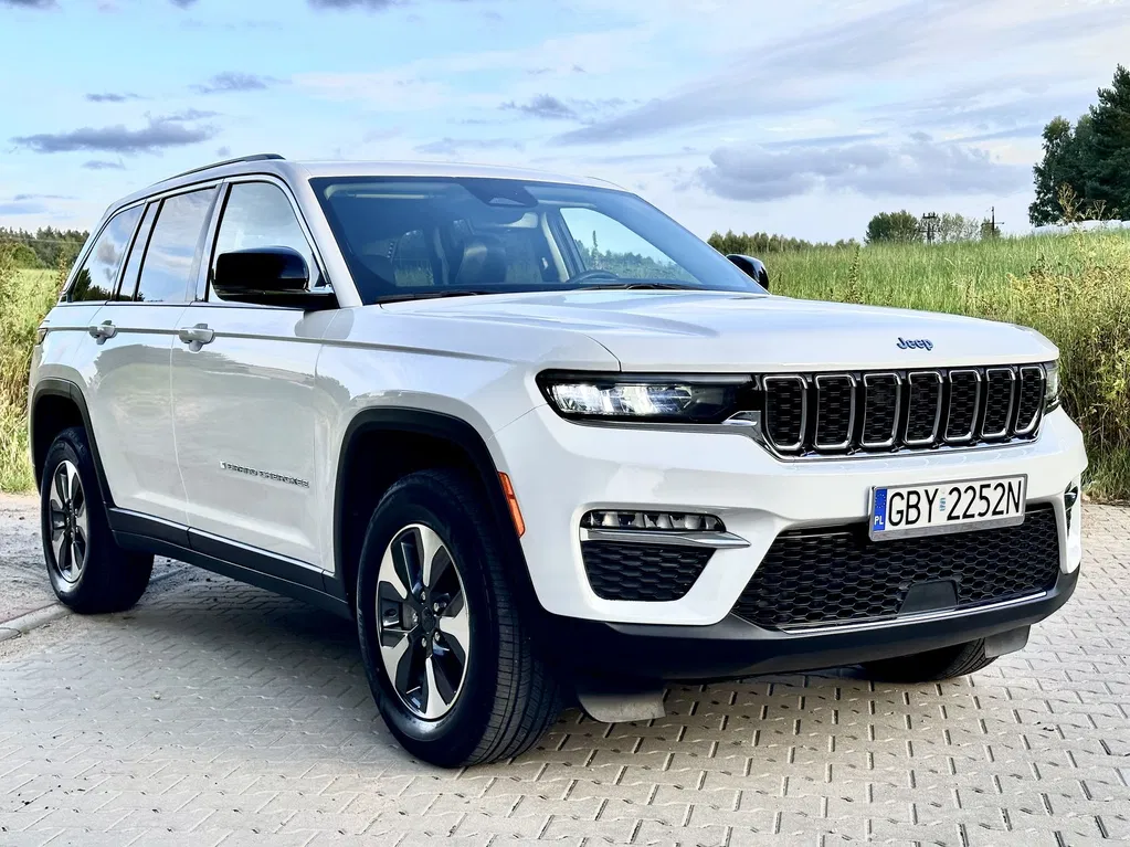 Zdjęcie: 2023 Jeep Grand Cherokee