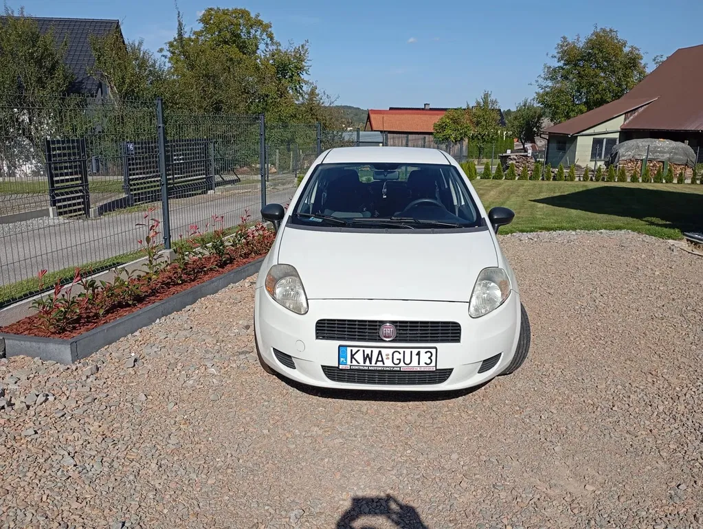 Zdjęcie: 2010 Fiat Grande Punto
