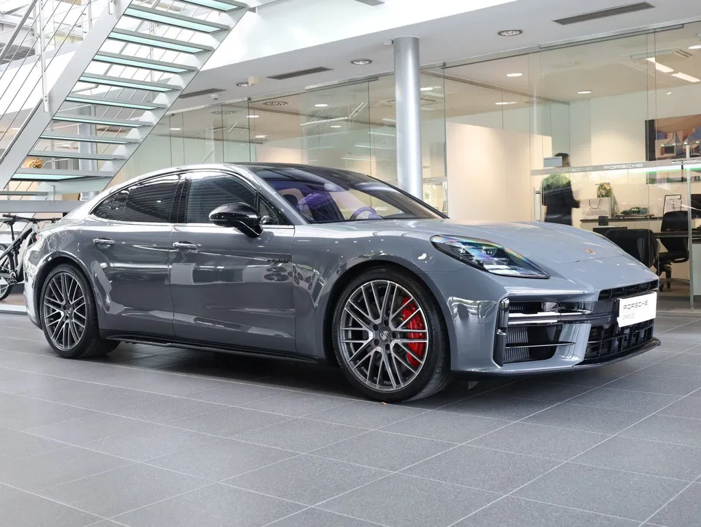 Zdjęcie: 2025 Porsche Panamera