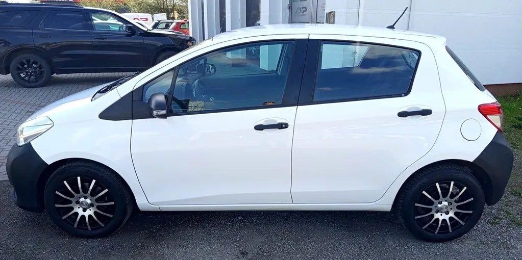 Zdjęcie: 2013 Toyota Yaris