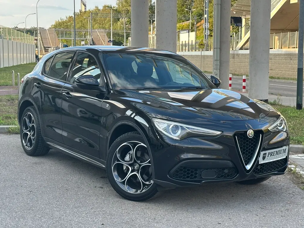 Zdjęcie: 2022 Alfa Romeo Stelvio