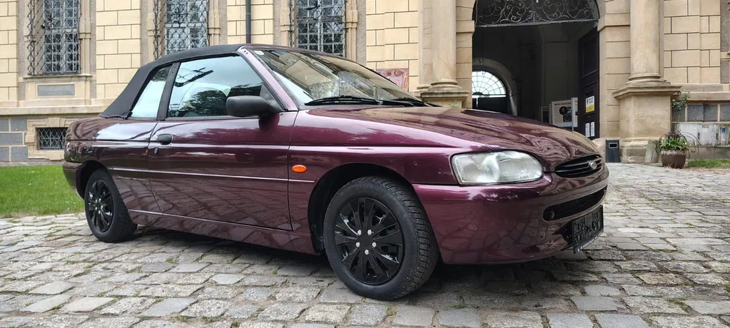 Zdjęcie: 1995 Ford Escort