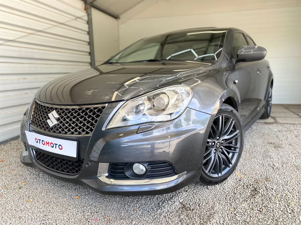 Zdjęcie: 2012 Suzuki Kizashi