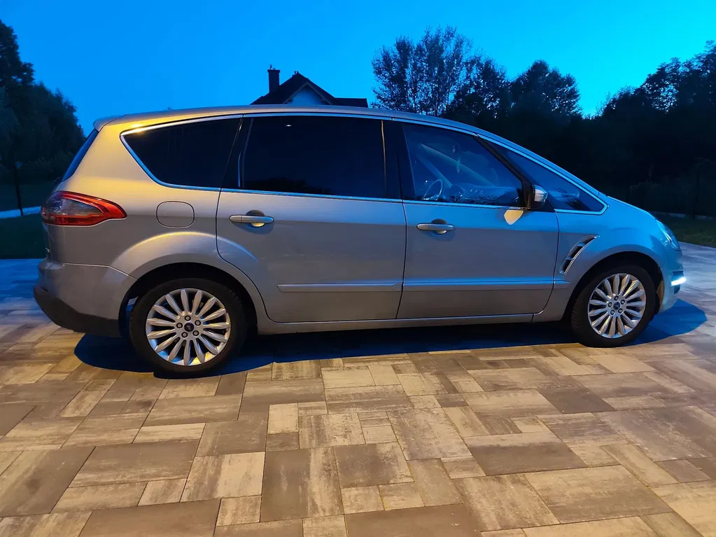 Zdjęcie: 2010 Ford S-Max