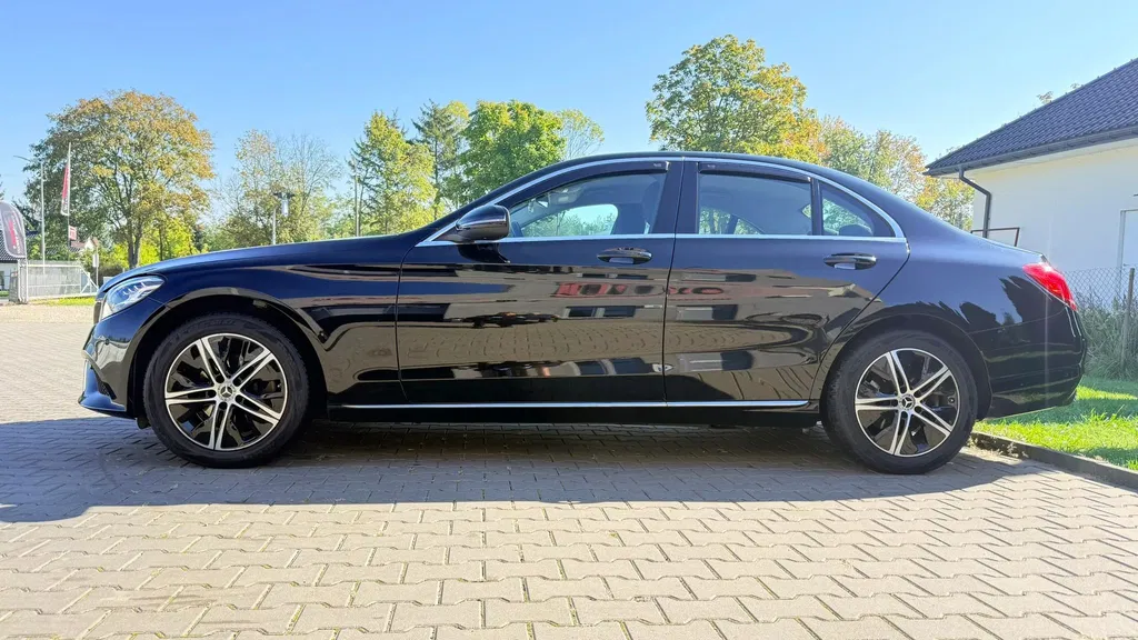 Zdjęcie: 2019 Mercedes-Benz C Klasa