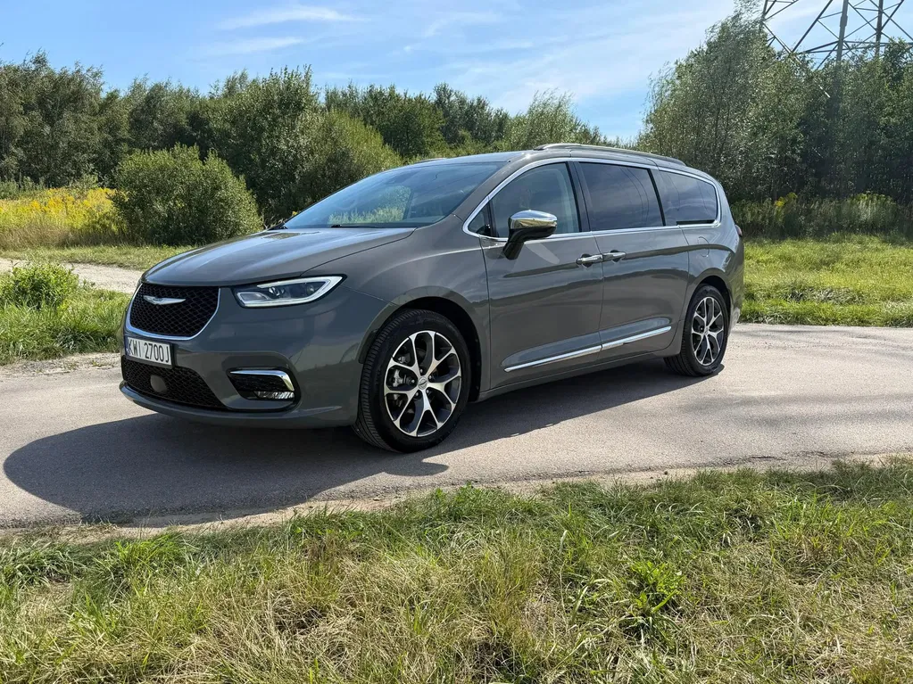 Zdjęcie: 2023 Chrysler Pacifica