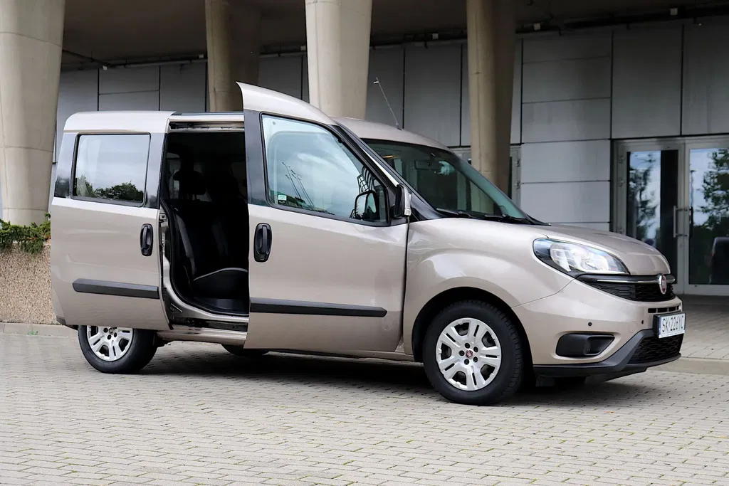 Zdjęcie: 2022 Fiat Doblo