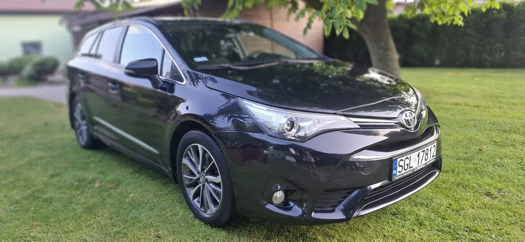Zdjęcie: 2016 Toyota Avensis
