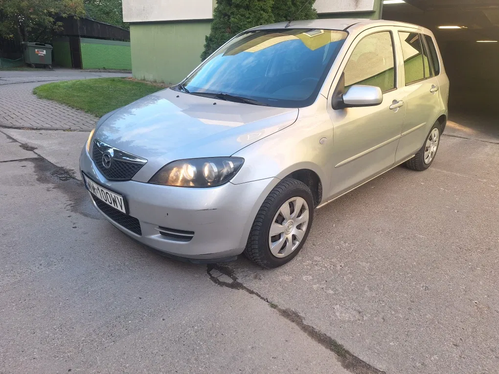 Zdjęcie: 2006 Mazda 2