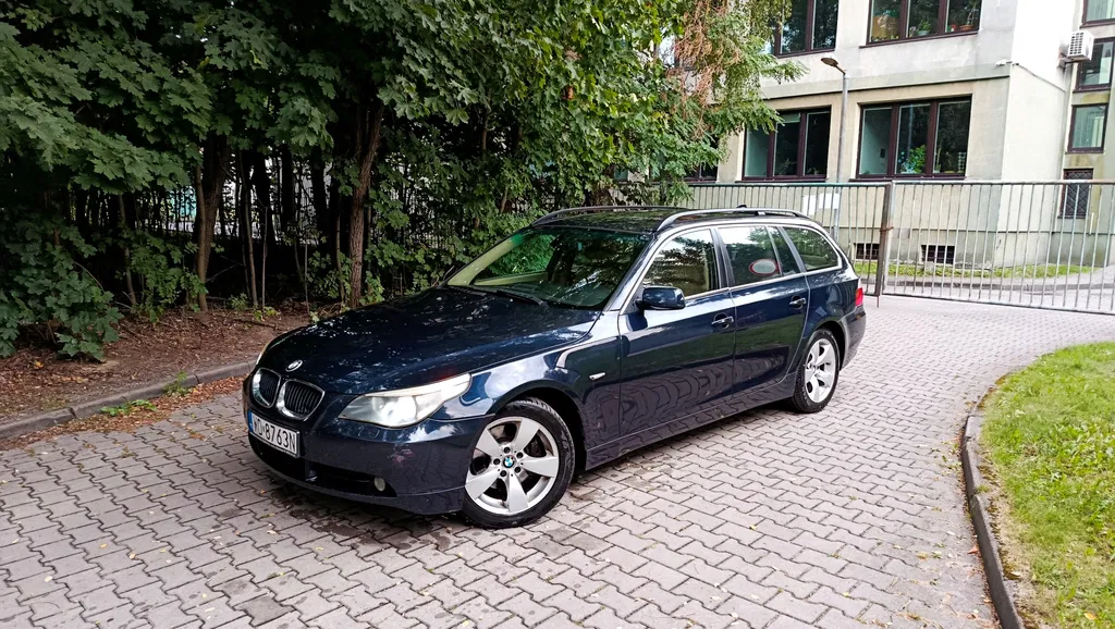 Zdjęcie: 2004 BMW Seria 5