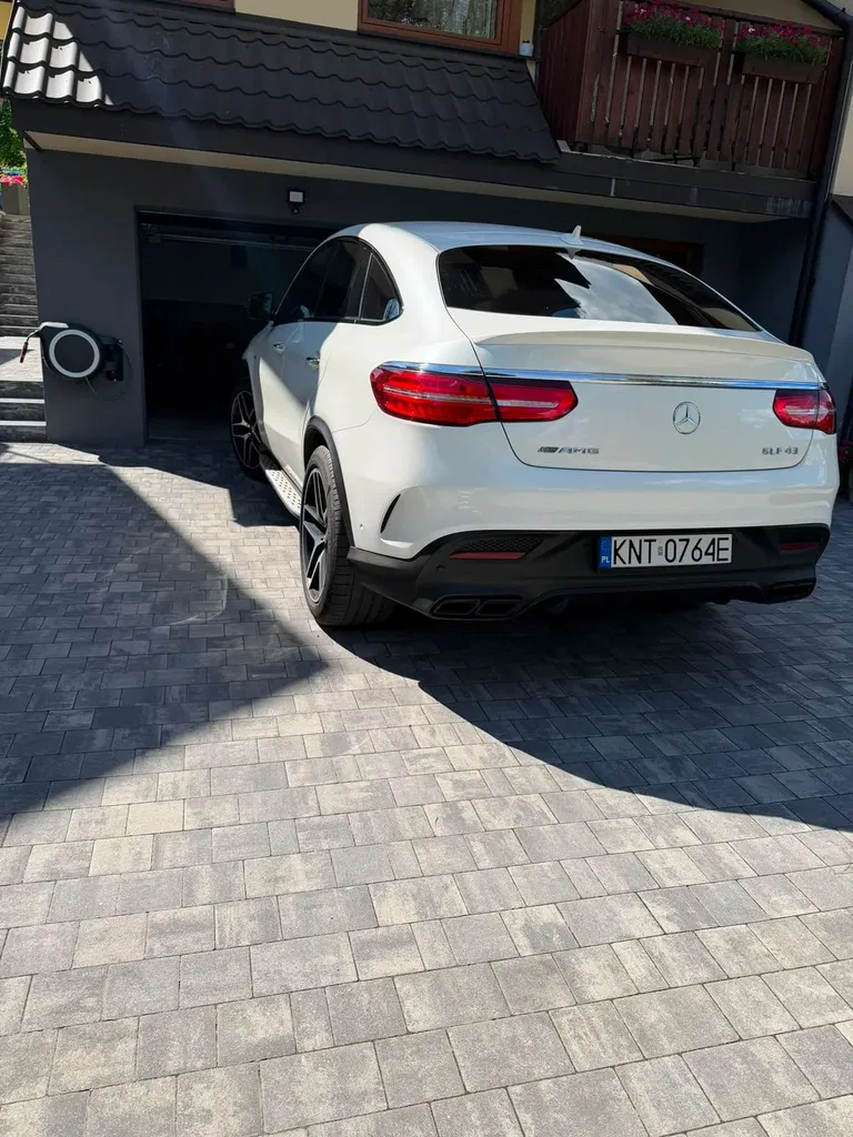 Zdjęcie: 2016 Mercedes-Benz GLE
