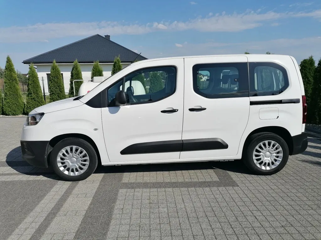 Zdjęcie: 2022 Toyota Proace City Verso