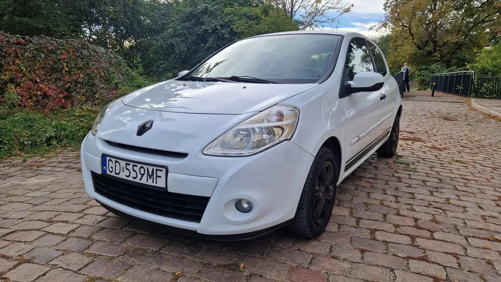 Zdjęcie: 2011 Renault Clio