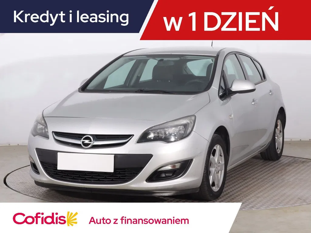 Zdjęcie: 2012 Opel Astra
