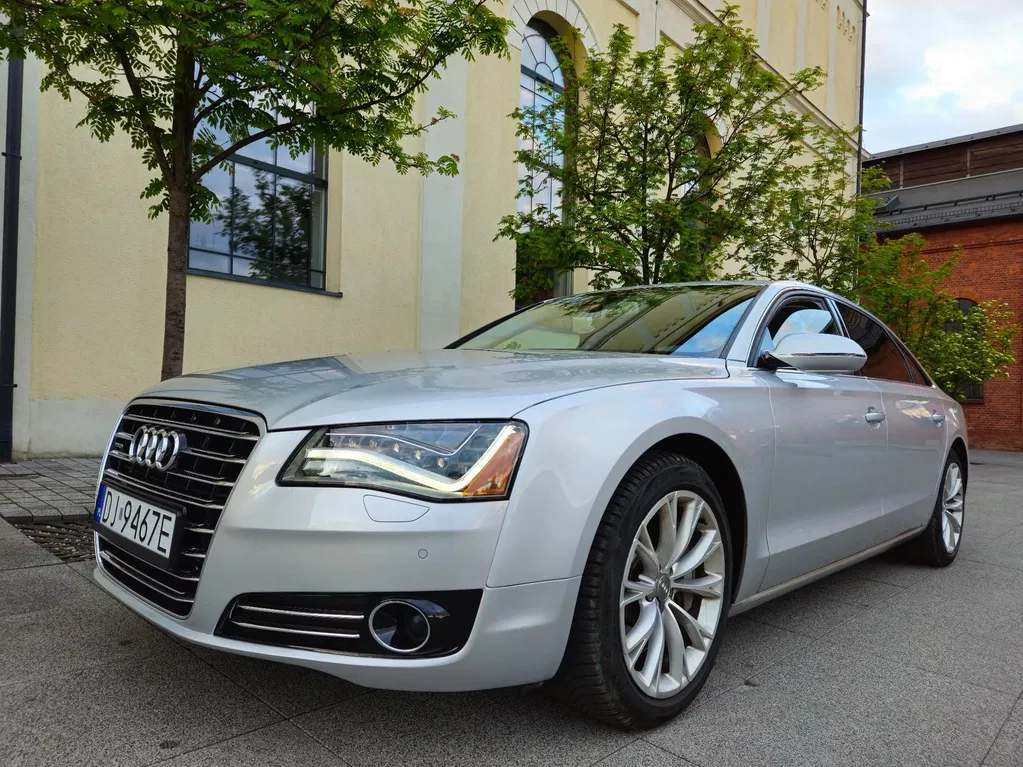 Zdjęcie: 2012 Audi A8