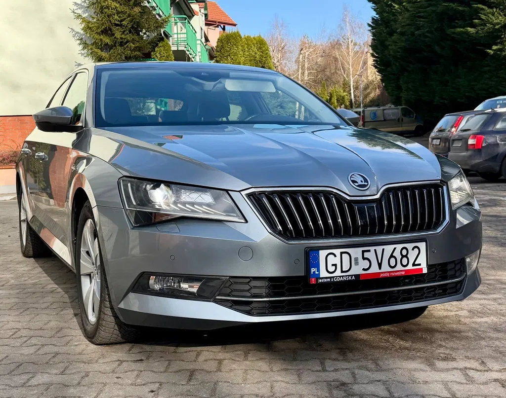 Zdjęcie: 2015 Skoda Superb