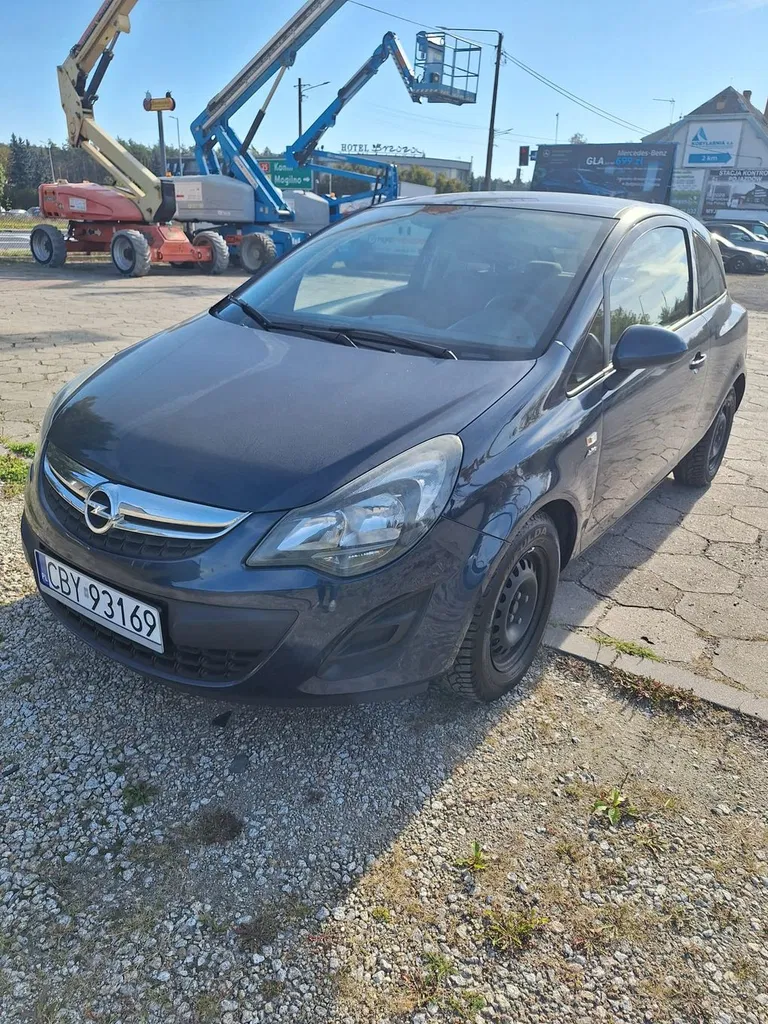 Zdjęcie: 2013 Opel Corsa