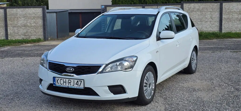 Zdjęcie: 2012 Kia Cee'd