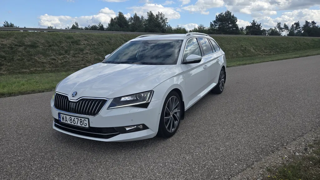 Zdjęcie: 2018 Skoda Superb