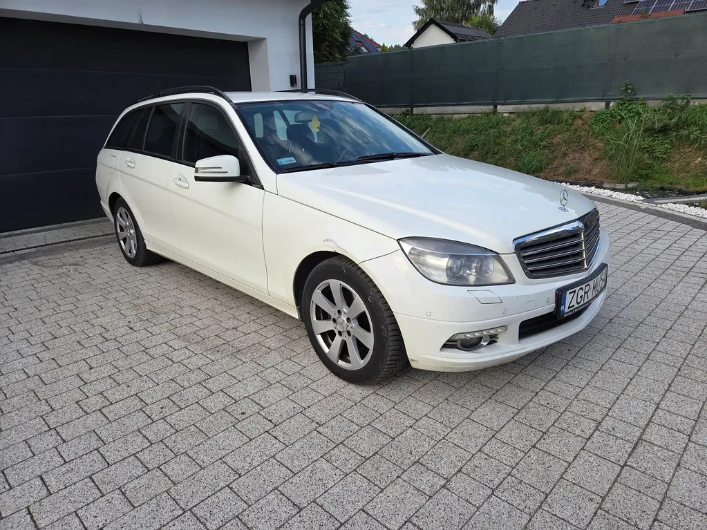Zdjęcie: 2008 Mercedes-Benz C Klasa