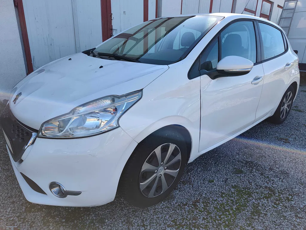 Zdjęcie: 2013 Peugeot 208