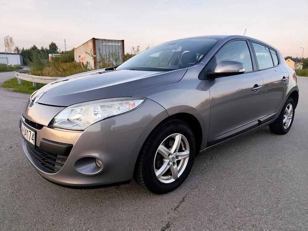 Zdjęcie: 2011 Renault Megane