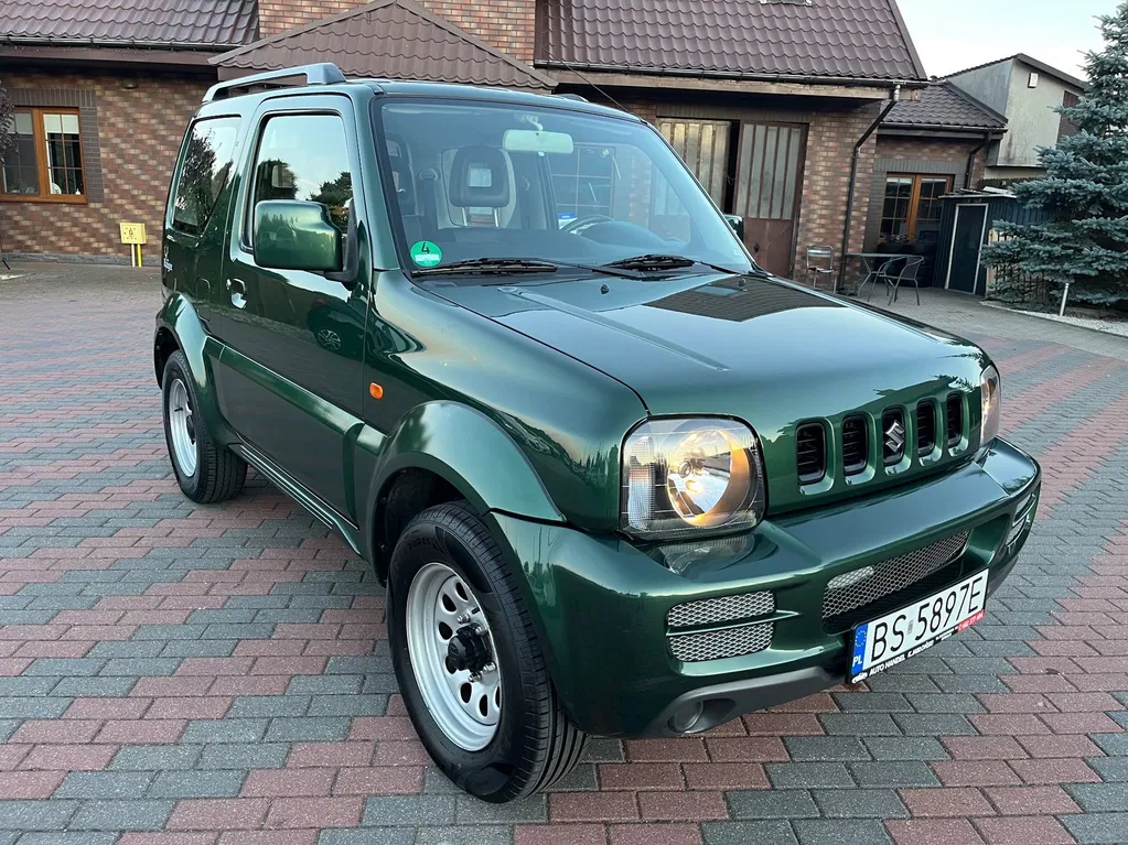 Zdjęcie: 2010 Suzuki Jimny