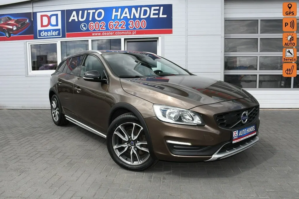 Zdjęcie: 2016 Volvo V60 Cross Country