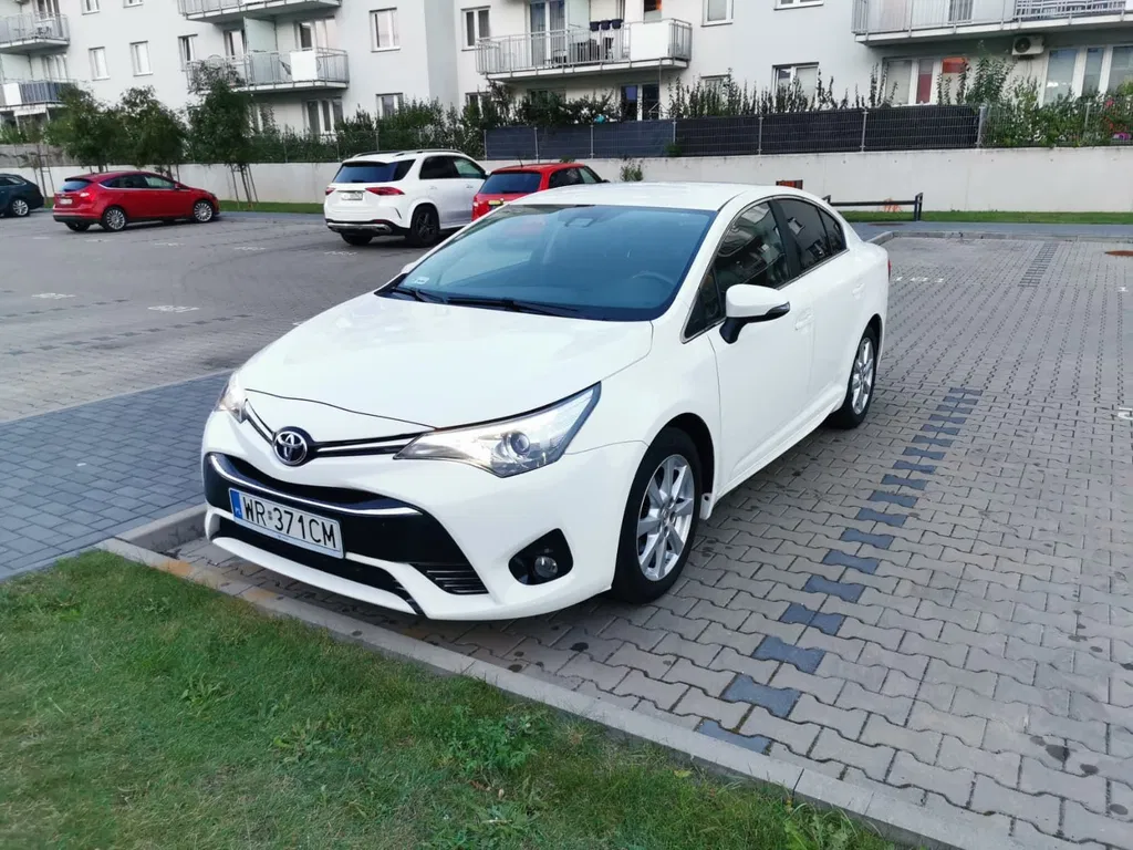 Zdjęcie: 2016 Toyota Avensis