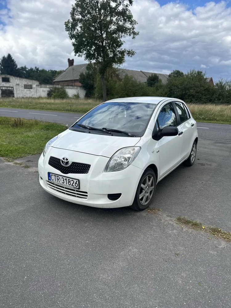 Zdjęcie: 2003 Toyota Yaris