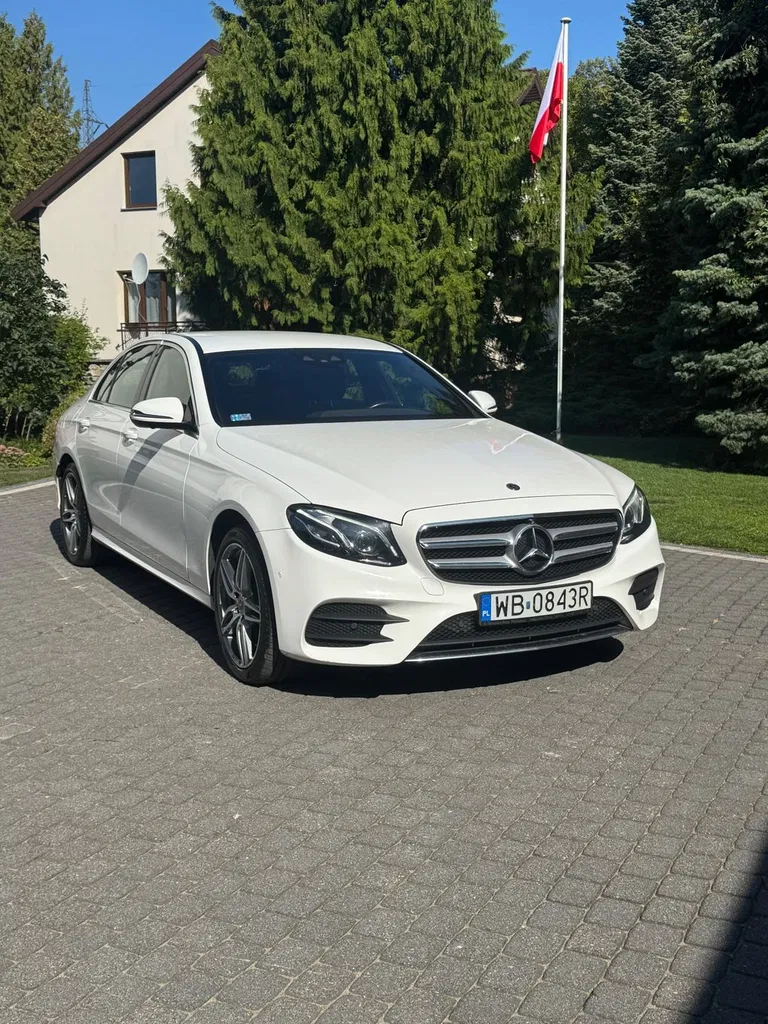 Zdjęcie: 2017 Mercedes-Benz E Klasa