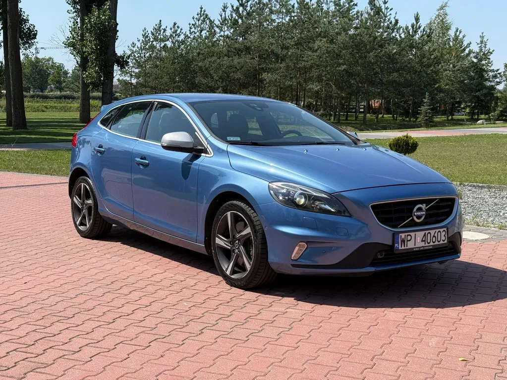 Zdjęcie: 2015 Volvo V40