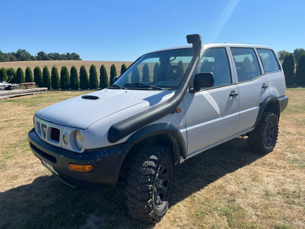 Zdjęcie: 1997 Nissan Terrano