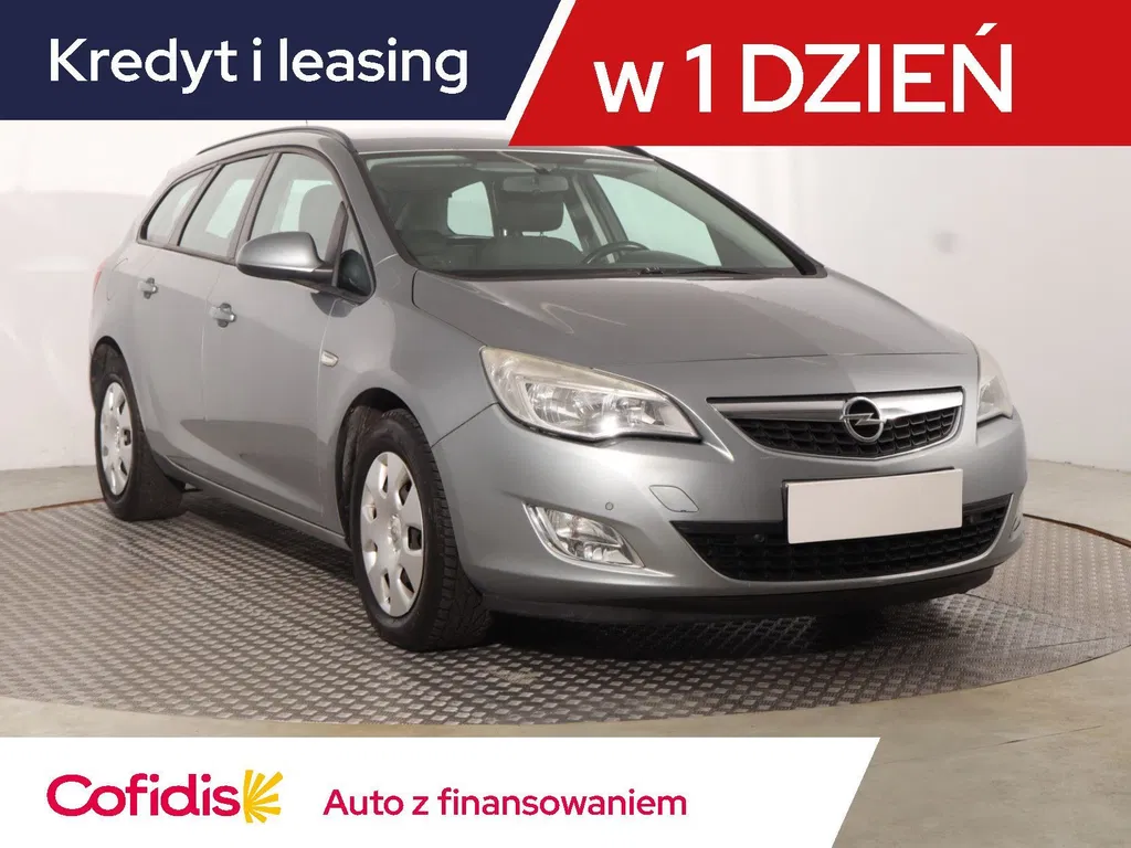 Zdjęcie: 2011 Opel Astra