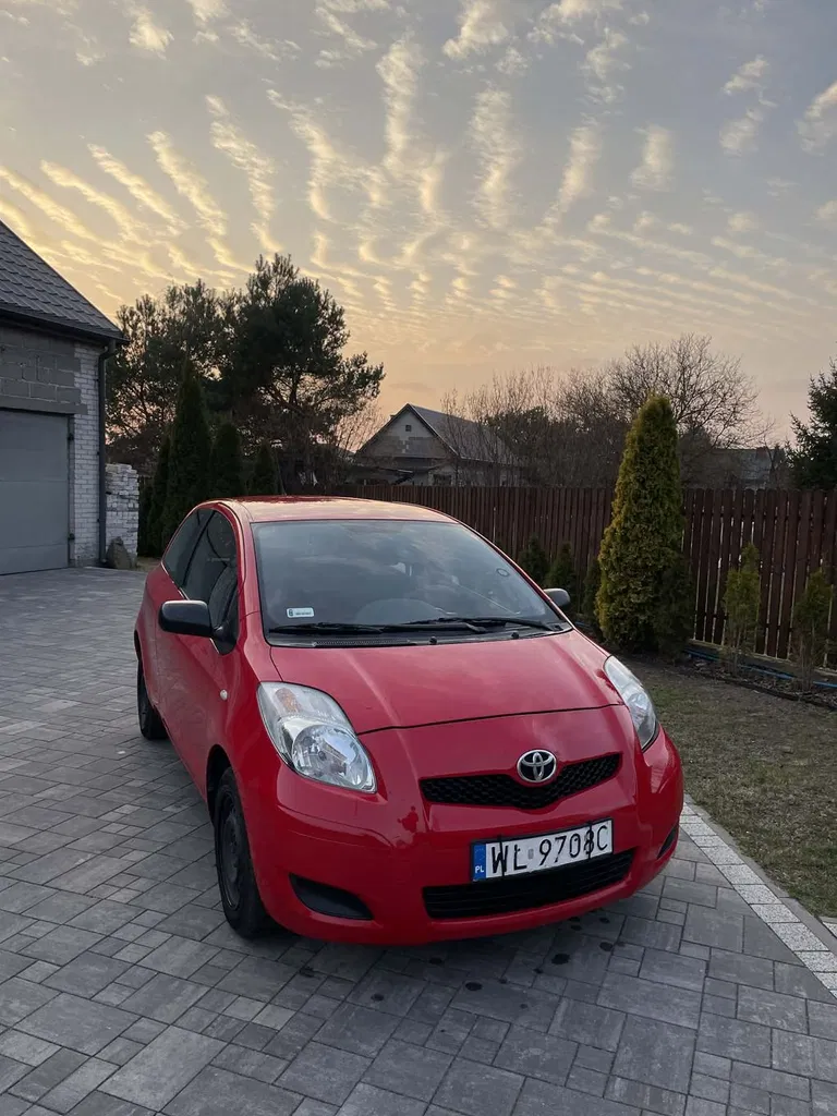 Zdjęcie: 2010 Toyota Yaris