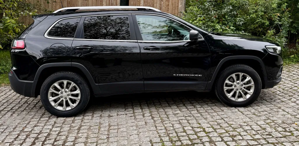 Zdjęcie: 2018 Jeep Cherokee
