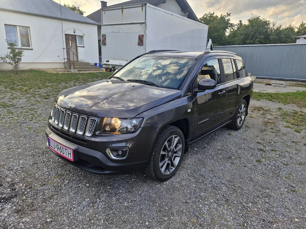 Zdjęcie: 2013 Jeep Compass